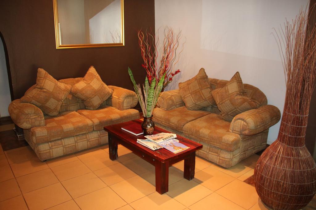 Palmwood Lodge Лусака Екстер'єр фото