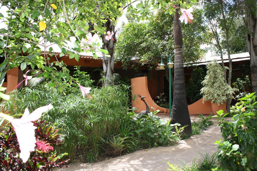 Palmwood Lodge Лусака Екстер'єр фото
