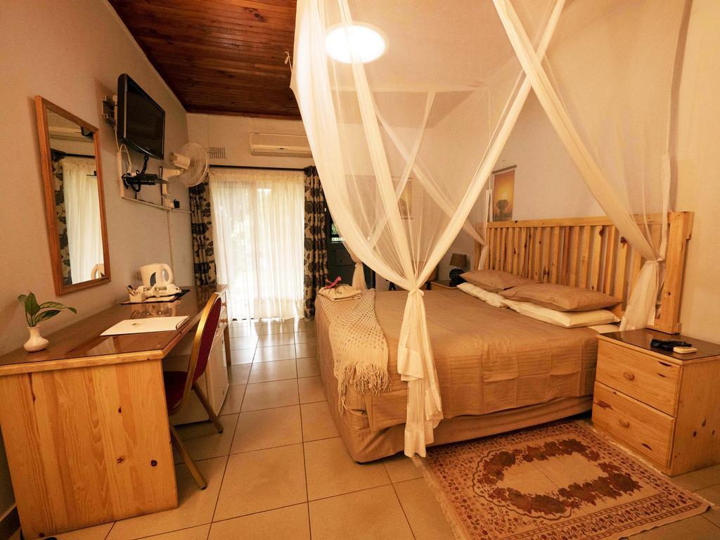 Palmwood Lodge Лусака Екстер'єр фото