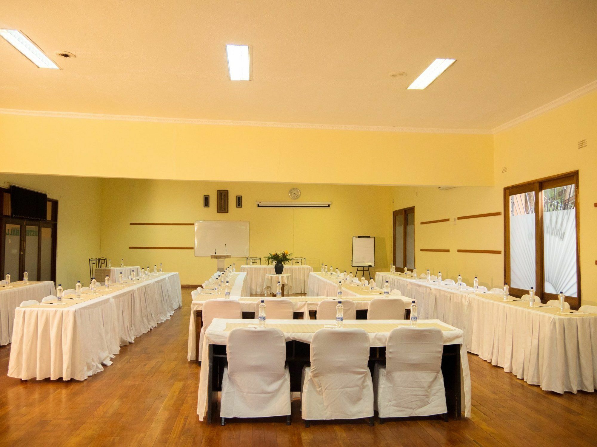 Palmwood Lodge Лусака Екстер'єр фото